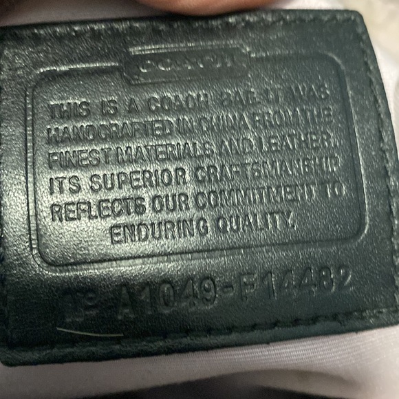 Coach purse excellent condition - Picture 4 of 4